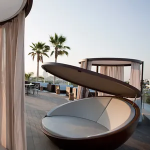 高級ガーデンプール家具屋外サンベッドラウンジ楕円形エッグビーチデイベッドキャノピー付き