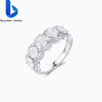 Nouvelle Arrivée Bague Empilable de Luxe en Argent Sterling S925 avec Moissanite Pavée Multi-Halo Rond pour Soirée