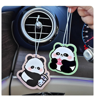 Vente en gros de parfum promotionnel de longue durée désodorisant de voiture en papier de conception personnalisée différentes odeurs parfum d'air de voiture suspendu LOGO