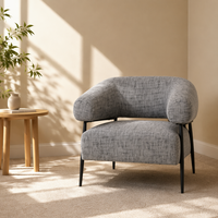 Fauteuil d'appoint moderne en tweed sel et poivre avec pieds en métal noir, chaise rembourrée à dossier flottant pour salon