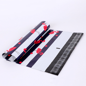 Sac d'expédition en poly résistant à l'eau de dimensionnement configurable Marchandise légère Emballage de bande de pelage et de scellage étanche - Product Image 1