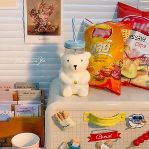 Cổ phiếu mới dễ thương gấu hình dạng cốc thủy tinh 20oz 590ml màu xanh lá cây hat chai bia biểu tượng tùy chỉnh kính teddy bear chai thủy tinh với nắp rơm - Product Image 4