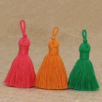 Stock d'usine 7cm coton gland moelleux laine gland pour Textile à la maison et accessoires de vêtement gland accessoire suspendu