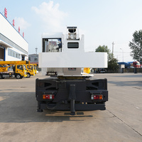 Camion-grue ISUZU, fabricant de grues à flèche télescopique de 8 tonnes, camion-grue hydraulique mobile à vendre