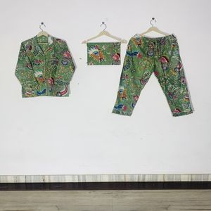 Conjunto de Pijama Floral Súper Ventas - Ropa de Dormir de Algodón Artesanal, Ropa de Dormir y de Estar por Casa de Verano Estilo Bohemio para Mujer, Regalo - Product Image 1