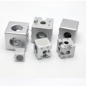 Connecteurs de profilés en aluminium à deux voies et à trois voies 2020 3030 4040, norme européenne pour l'assemblage de cadres d'extrusion - Product Image 2