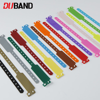 Bracelets personnalisés en PVC imperméables détachables, bandes imprimées jetables réglables pour événements, festivals et fêtes