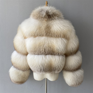 Jxwatcher Cappotto Corto da Donna in Vera Pelliccia di Volpe, Spesso Caldo e Morbido, Invernale di Lusso Personalizzato con Collo a Revers - Product Image 4