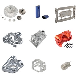 Pièces d'équipement en aluminium usinées CNC de précision pour couvercle d'extrémité de moteur hydraulique, sur mesure OEM - Product Image 1