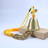 Cloches en cuivre pur avec cinq pièces d'empereurs, cintres de voiture, décorations de porte, artisanat et cloches en cuivre comme cadeaux