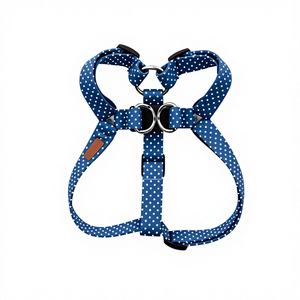 สายรัดอกสุนัขแบบมีลายทาง ผลิตจากโพลีเอสเตอร์/ไนลอน พร้อมหมุดยึด  แบบปรับแต่งได้ - Product Image 1