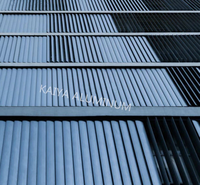 Panneau de persiennes en aluminium anodisé/finition de moulin 6063 Profil de persienne en aluminium de conception chaude personnalisé pour pare-soleil