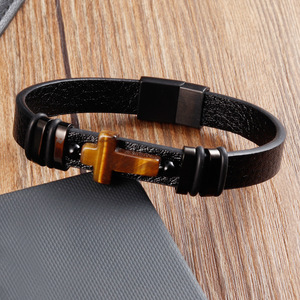 Bracciale <span class=keywords><strong>da</strong></span> <span class=keywords><strong>uomo</strong></span> in pelle nera intrecciata a doppio strato con croce in pietra naturale e acciaio inossidabile, multistrato - Product Image 2