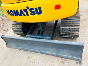 รถขุดไฮดรอลิก Komatsu PC60 ขายดี 6 ตัน เครื่องยนต์ดีเซล ปั๊มไฮดรอลิก สภาพดี ไม่มีประวัติอุบัติเหตุ กำลังเต็ม - Product Image 5