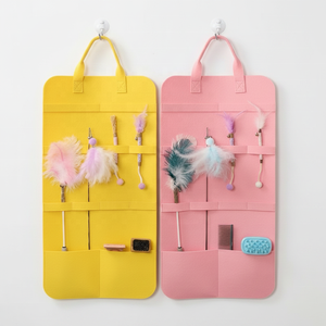 Bolsa de Almacenamiento para Juguetes de Mascotas, Organizador Colgante de Pared para Juguetes de Gato, Palitos para Masticar, Peines y Varitas para Gatos - Product Image 1