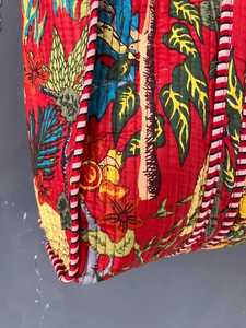 Bolsa de Mano Acolchada de Algodón con Estampado de Bloques, Tradicional, Hecha a Mano, Ecológica, Reutilizable, para Viajes, Compras, y Uso Diario - Product Image 4