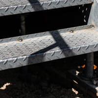 Échelle de chantier perforée en acier galvanisé robuste, directement de l'usine, réductions en gros pour projets personnalisés