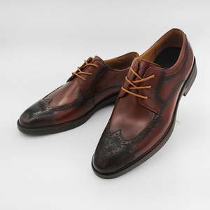 Chaussures habillées formelles pour hommes en cuir véritable, respirantes, imperméables, antidérapantes, légères, faites à la main, pour un style décontracté et luxueux - Product Image 2