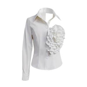 <span class=keywords><strong>Camicetta</strong></span> Bianca <span class=keywords><strong>Monospalla</strong></span> con Apertura 20256 Top Elegante Versatile alla Moda con Grande Fiore 3D Decorativo per Donna - Product Image 5