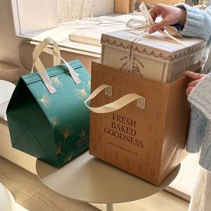 Wholesale Custom Non-Woven Aluminum Foil Lined Insulation Bag Reusable Take-Out Pink Cooler Bag Non-Woven Insulation Bag - Product Image 1