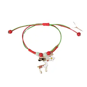2404厂家直销圣诞老人礼品串珠魅力手工编织红绿手链可调友谊