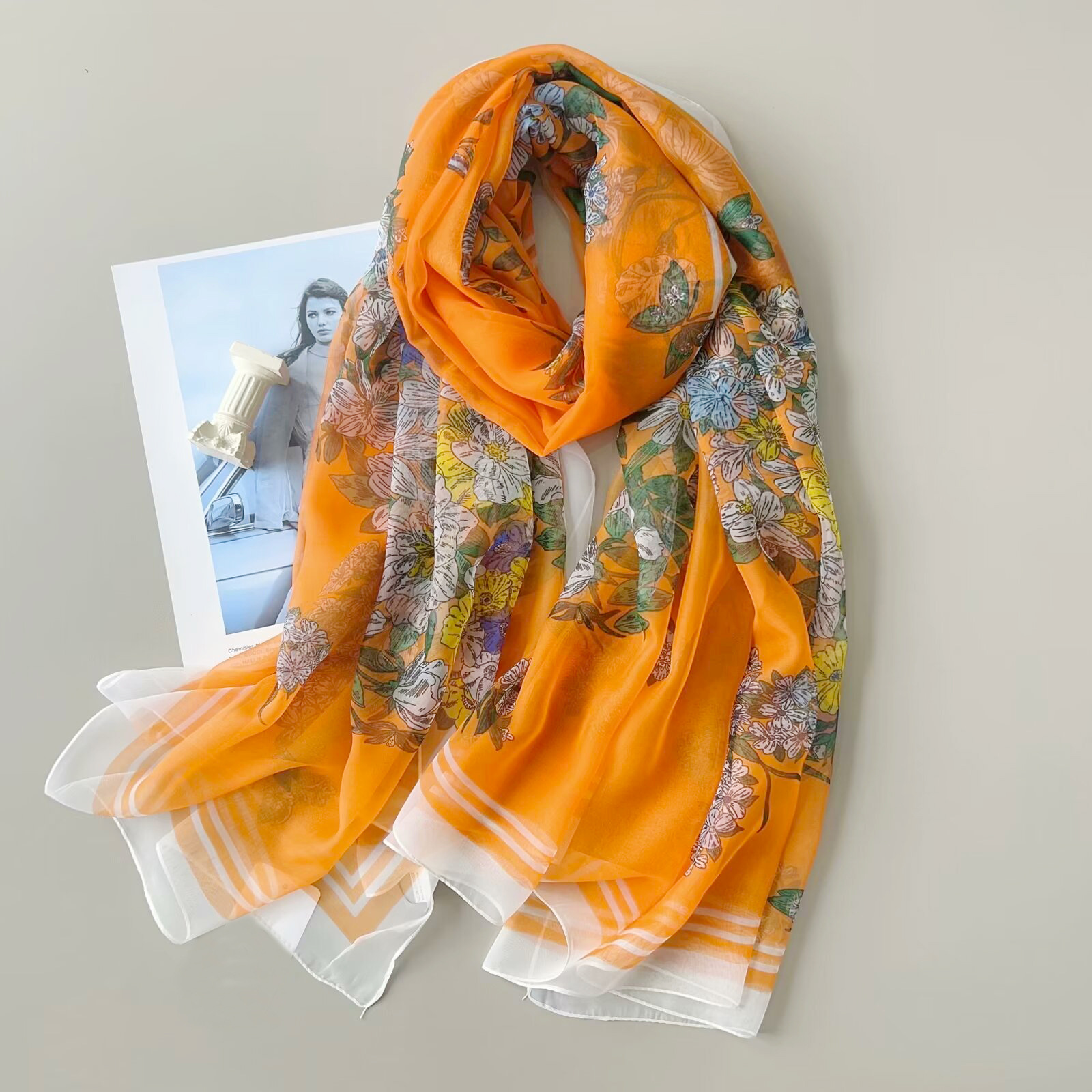 Orange féerique et chaleureuse de Lingbo