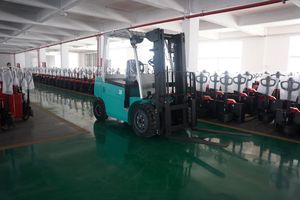 Giao hàng nhanh giá tốt nhất 4x4 tất cả các địa hình xe nâng 3 tấn 4 tấn 5 tấn chất lượng tốt điện xe nâng xe tải với EPA eur5 động cơ - Product Image 6
