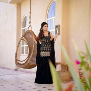 Ensemble Salwar Kameez brodé noir, robe pakistanaise avec dupatta, ceinture florale, style Anarkali pour les occasions de fête - Product Image 1