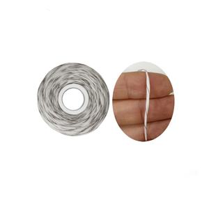 <span class=keywords><strong>Fil</strong></span> <span class=keywords><strong>dentaire</strong></span> ciré anti-déchirure avec fibres d'argent, <span class=keywords><strong>sans</strong></span> PFAS, au fluorure de menthe, pour dents sensibles, avec logo OEM - Product Image 1