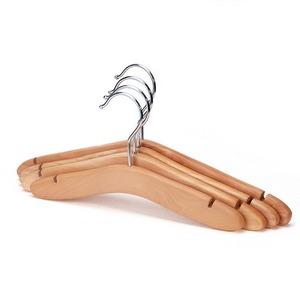 Clips antidérapants de haute qualité personnalisés cintres d'extension de cheveux en bois à un niveau peu encombrant pour garde-robe de salon - Product Image 1