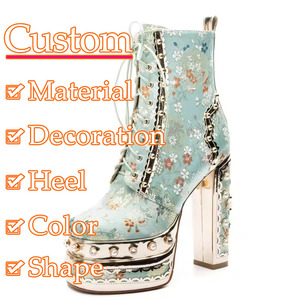 Botas de tacón grueso con flores bordadas para mujer, botines de gran tamaño con perlas y diamantes de imitación, con cordones - Product Image 2