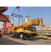 Grúa sobre Camión QY25K5D de 25 Toneladas, la Más Vendida, para Obras de Construcción, en Stock