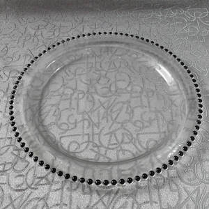 Vente en gros Z891 21/27/32cm Assiette en verre perlée ronde Décoration de table de mariage - Product Image 4