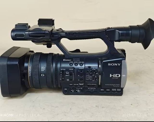 Wholesale Sonys HDR-AX2000E 12x Optical Zoom Lens Professional Camcorder Video Conference System Voting Used Camera