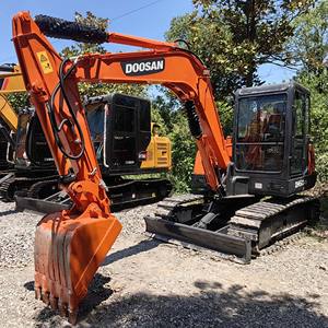 Escavatori Mini Doosan Dh60 Dh60-7 Usati Originali Coreani al 100% in <span class=keywords><strong>Stock</strong></span>, Escavatore Cingolato da 6 Tonnellate Doosan Dh60 a Basso Consumo di Carburante - Product Image 1