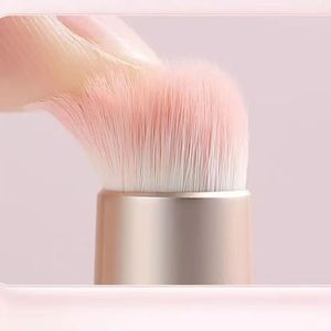 Wooden handle lip brush lip smudge brush lipstick brush short handle <b>makeup</b> brush concealer brush portable <b>makeup</b> brush - Product Image 3