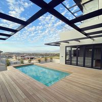 140*24mm ignifugé rainuré extérieur Pvc Decking anti-dérapant Pvc-ASA extérieur plancher imperméable solide PVC Decking