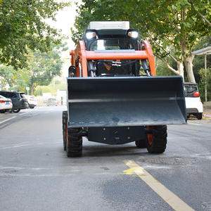 सस्ते स्किड स्टीड डीजल लोडर बाल्टी अलग-अलग अटैचमेंट स्किड स्टीड लोडर - Product Image 3