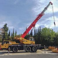 Grue tout-terrain SAC600E 60 tonnes, hauteur de levage 50 m, flèche hydraulique, télécommande sans fil, grue montée sur camion en stock