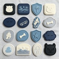 Étiquettes en caoutchouc PVC souple 3D personnalisées en gros pour fabricants, logo transparent, patch thermocollant écologique