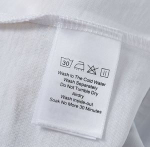 Camisetas de Hombre, Estilo Y2K, Streetwear, de Alta Calidad, 100% Algodón, con la Frase 'THAT'S AWFUL LOT of COUGH SYRUP' - Product Image 4