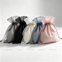 Pochette à bijoux en organza double couche de luxe avec logo personnalisé, cordon de serrage, estampage à chaud, sac cadeau en gaze transparente de qualité supérieure pour l'emballage