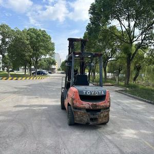 Carretilla elevadora Toyota usada a la venta 3ton 5ton 6ton <span class=keywords><strong>8ton</strong></span> 12ton Motor original japonés ISUZU Toyota a la venta - Product Image 4