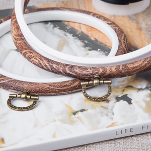 Imitated Wood Display Frame ,Circle and Oval Embroidery Kits,Embroidery Hoop Ring Plastic Cross Stitch Hoops <b>Set</b> - Product Image 3