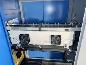 Macchina di soffiatore di plastica completa di alta qualità per piccole imprese quattro cavità semi-automatica - Product Image 6