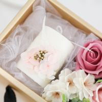 Großhandel günstigen Preis Seife Rose Blumen mit Dekoration von Duft Kerze Seife Rosen Blume in Geschenk box