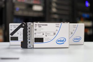 SSD Enterprise NVMe U.2 PCIe 4.0 P5510 da 3.84TB/7.68TB (3840GB/7680GB) - Product Image 4