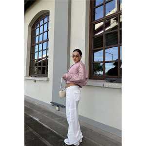 เสื้อแจ็คเก็ตสตรีสีชมพูพาสเทลพิมพ์ลายสไตล์วิทยาลัย - Product Image 3