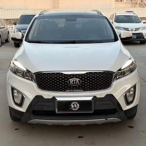 <span class=keywords><strong>Kia</strong></span> <span class=keywords><strong>Sorento</strong></span> : SUV primé, design audacieux et confort spacieux pour chaque aventure. - Product Image 1