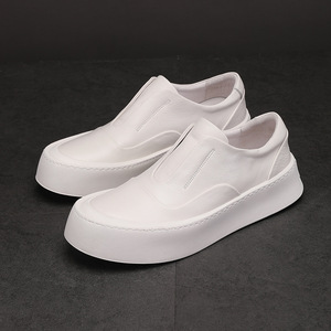 Chaussures confortables à enfiler pour hommes, style mocassins à plateforme et semelle épaisse, et claquettes chic pour femmes à semelle épaisse et plateforme - Product Image 2